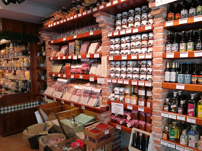 Comments and reviews of Aramburu