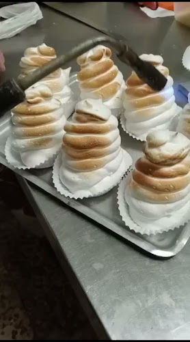 Pastelería Cafetería Romero Open Times