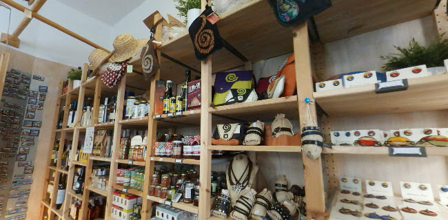 Opinii despre Tienda Sabor a canarias în Las Palmas de Gran Canaria - Gastronomía y hostelería