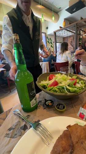 Opinii despre Parrilla Sidrería Muñó Poniente în Gijón - Gastronomía y hostelería