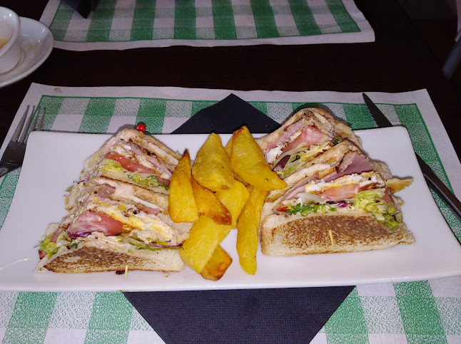 Pizzería Al Gusto Tapas (palmera) - Gastronomía y hostelería