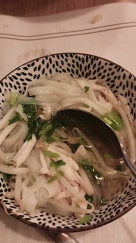 Vị Việt 1 Calle Pelayo Open Times