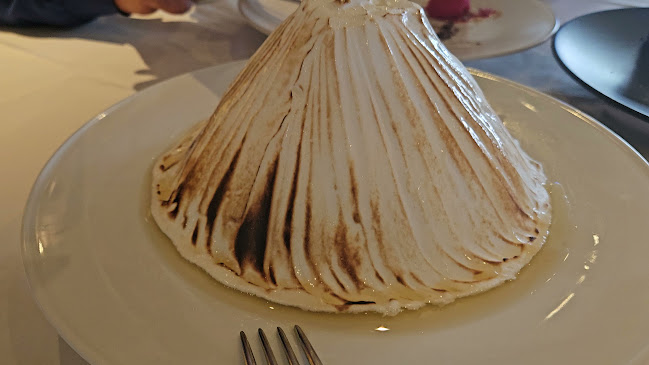 C/ de Aguarón, 7, Moncloa - Aravaca, 28023 Madrid