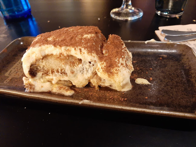 Salutteria Phone number