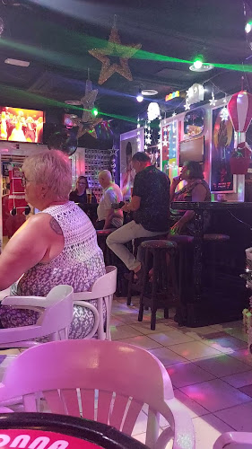 Opinii despre Piccadilly Music Bar în Puerto Rico - Gastronomía y hostelería