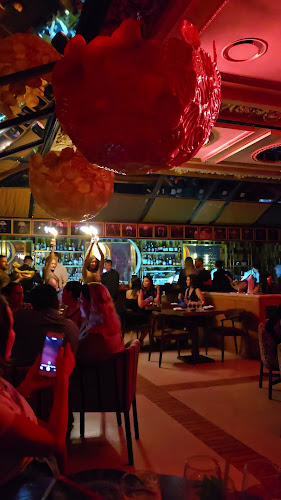 Comments and reviews of SLVJ Madrid Velazquez