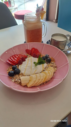 Comentarii opinii despre INFINITY BAR