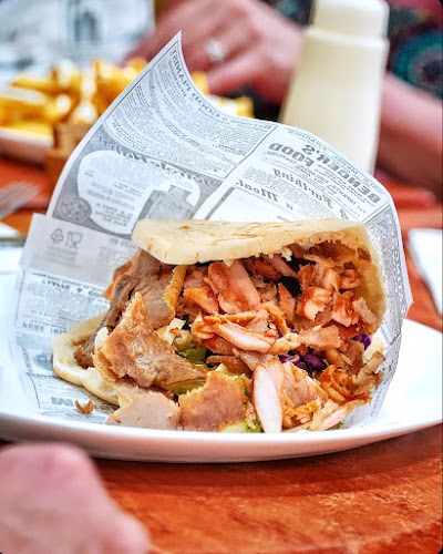 Avenida Islas Canarias C. C, Calypso, Local 12, 35508 Costa Teguise, Las Palmas