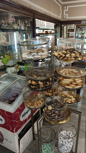 Comentarii opinii despre Pastelería Montserrat