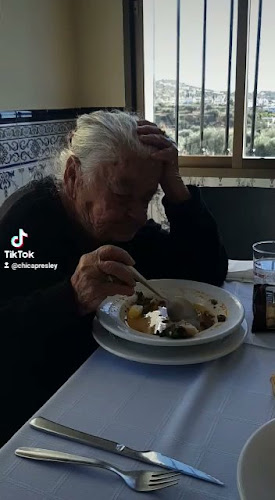 Opinii despre Bar El Chopo în Torre del Mar - Gastronomía y hostelería