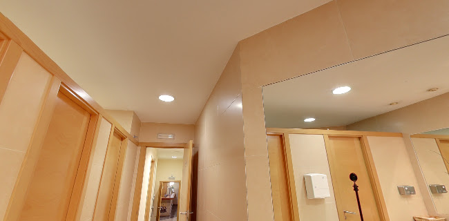 La gruta de Victor Restaurant Phone number