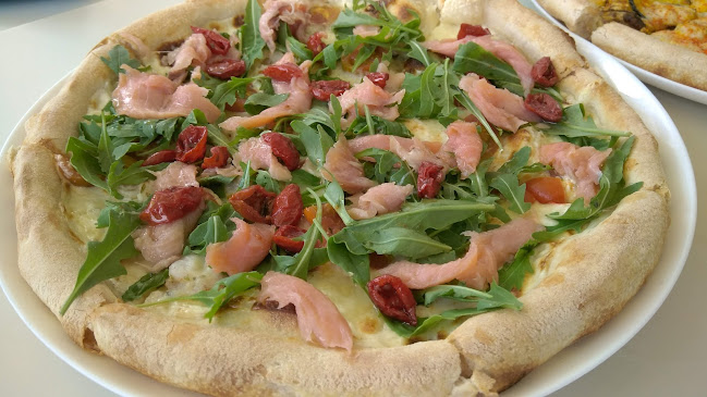 Restaurante Italiano y Pizzería Velarossa82 - Gastronomía y hostelería