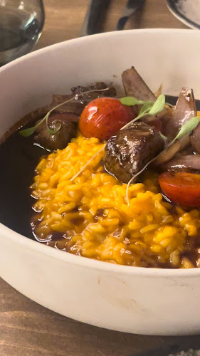 Opinii despre Umami Bistro Bar în Valencia - Gastronomía y hostelería