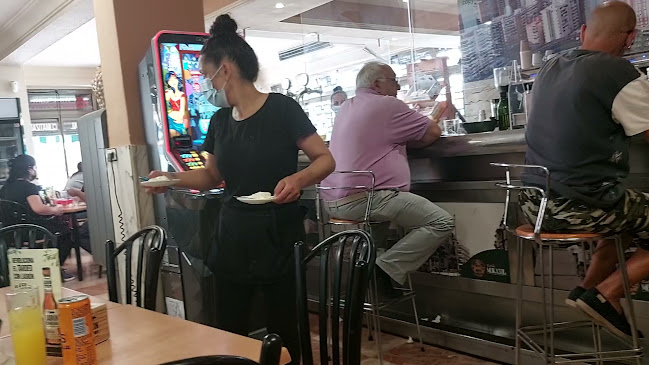 Opinii despre Bar Mercado de Huelin în Málaga - Gastronomía y hostelería