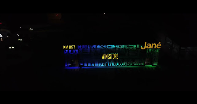 Opinii despre Jané Winestore în Coma-ruga - Gastronomía y hostelería