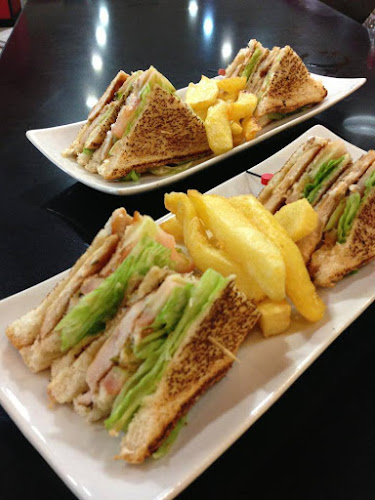 Comments and reviews of Pizzería Al Gusto Tapas (palmera)