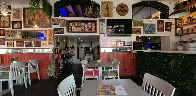 Colibri Brunch & Tapa Paellas - Barcelona