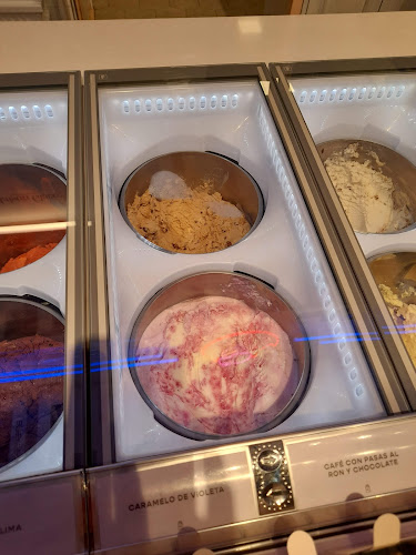 C. de Ibiza, 42, Retiro, 28009 Madrid