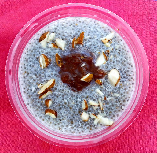 Comments and reviews of Larrea Janariak