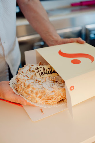 Sauleda Pastissers Phone number