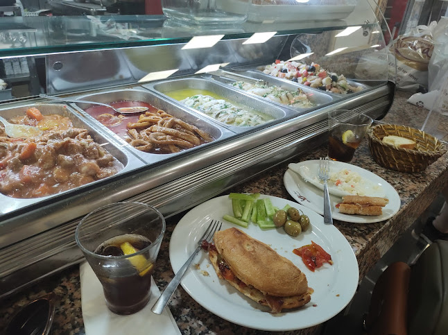 Opinii despre Bar Petit Mercado del Olivar în Palma - Gastronomía y hostelería