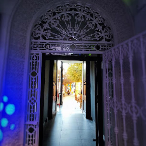 Alameda de Hércules, 68, Casco Antiguo, 41002 Sevilla