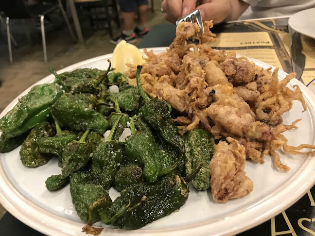 Opinii despre La Taberna Asturiana - El Cachopo în Gijón - Gastronomía y hostelería