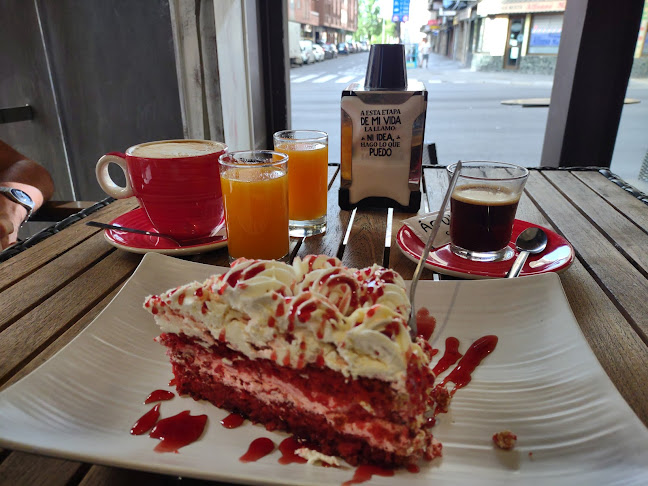 Café Ágora Open Times