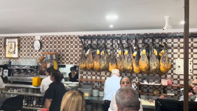 Opinii despre Hotel Restaurante Venta El Pan în Las Cabezas de San Juan - Gastronomía y hostelería