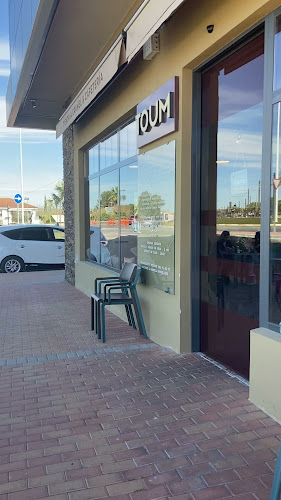 TOUM Tienda a granel & Cafeteria Phone number