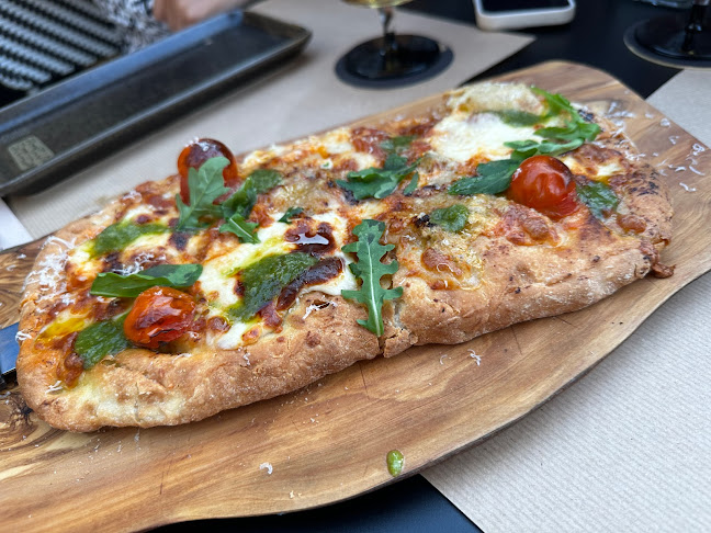 Salutteria Open Times