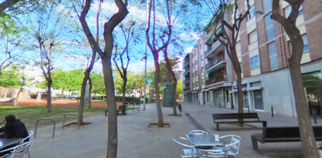 Plaça Maragall, 4, 08960 Sant Just Desvern, Barcelona