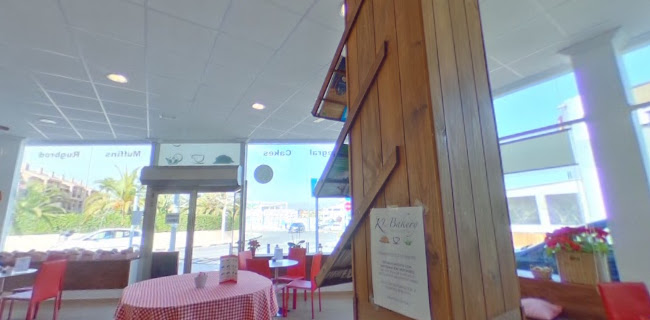 Opinii despre KL Bakery bread and specialty coffee în L'Alfàs del Pi - Gastronomía y hostelería