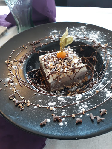 Tapería El Baluarte Open Times