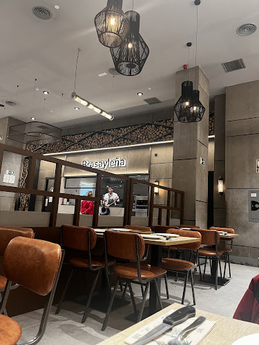 Comentarii opinii despre Restaurante Brasayleña La Maquinista