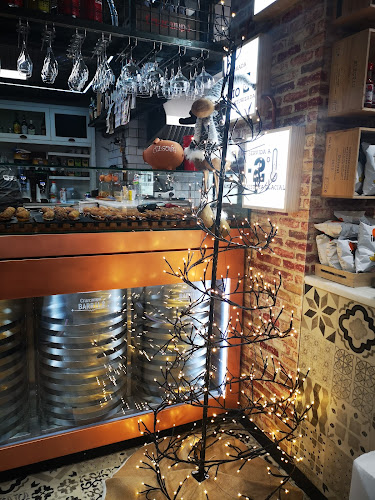 La Fábrica Del Pernil - Gastronomía y hostelería