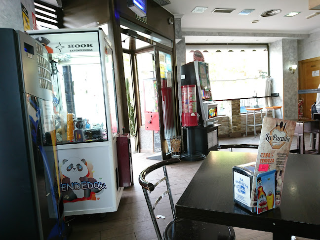 La Parada Restaurante Phone number