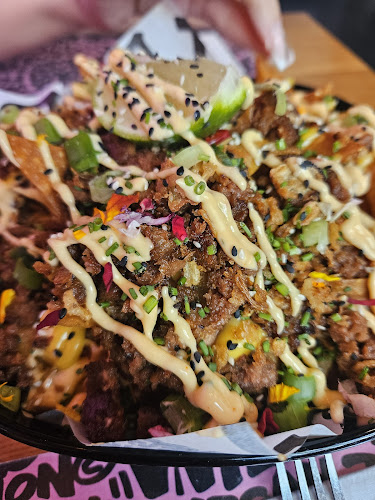 Vegan Junk Food Bar - Gastronomía y hostelería