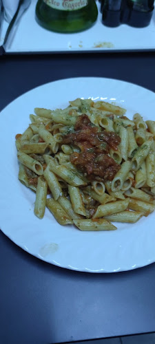 Cafeteria La Cueva Delux - Gastronomía y hostelería