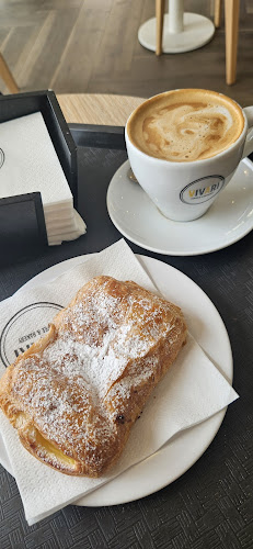 Comentarii opinii despre Cafetería Vivari