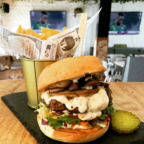 The Black Bull - Costa Teguise