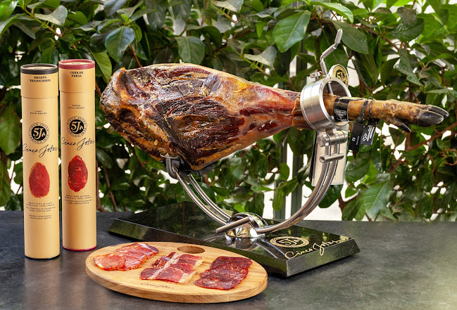 Restaurante Cinco Jotas Sevilla - Gastronomía y hostelería