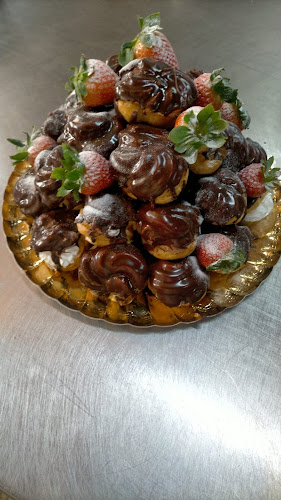 Panadería Confitería La Leonesa