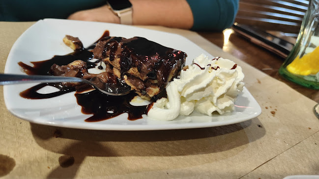 Rúa Cataluña, 37, 15570 Narón, A Coruña