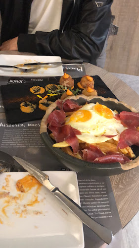 Pl. de l'Ajuntament, 16, Ciutat Vella, 46002 València, Valencia