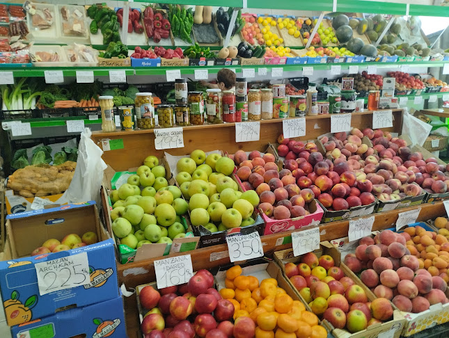 Froitería e panadaría O Camiño - Gastronomía y hostelería