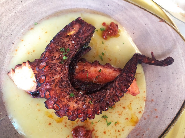 Latxaska Etxea Open Times