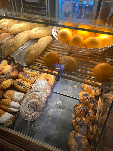 Comentarii opinii despre Croissanterie del Pi