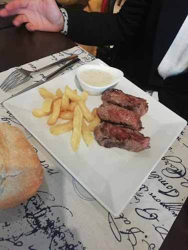 Restaurante Urbe Phone number