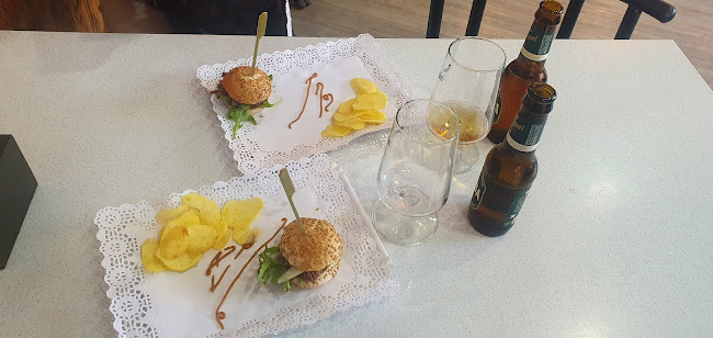 Opinii despre Bar Cadí în Barcelona - Gastronomía y hostelería